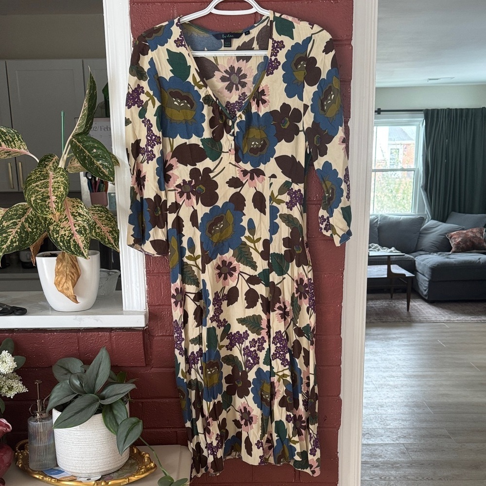 Boden Cream and Blue Floral 3/4 Sleeve Dress